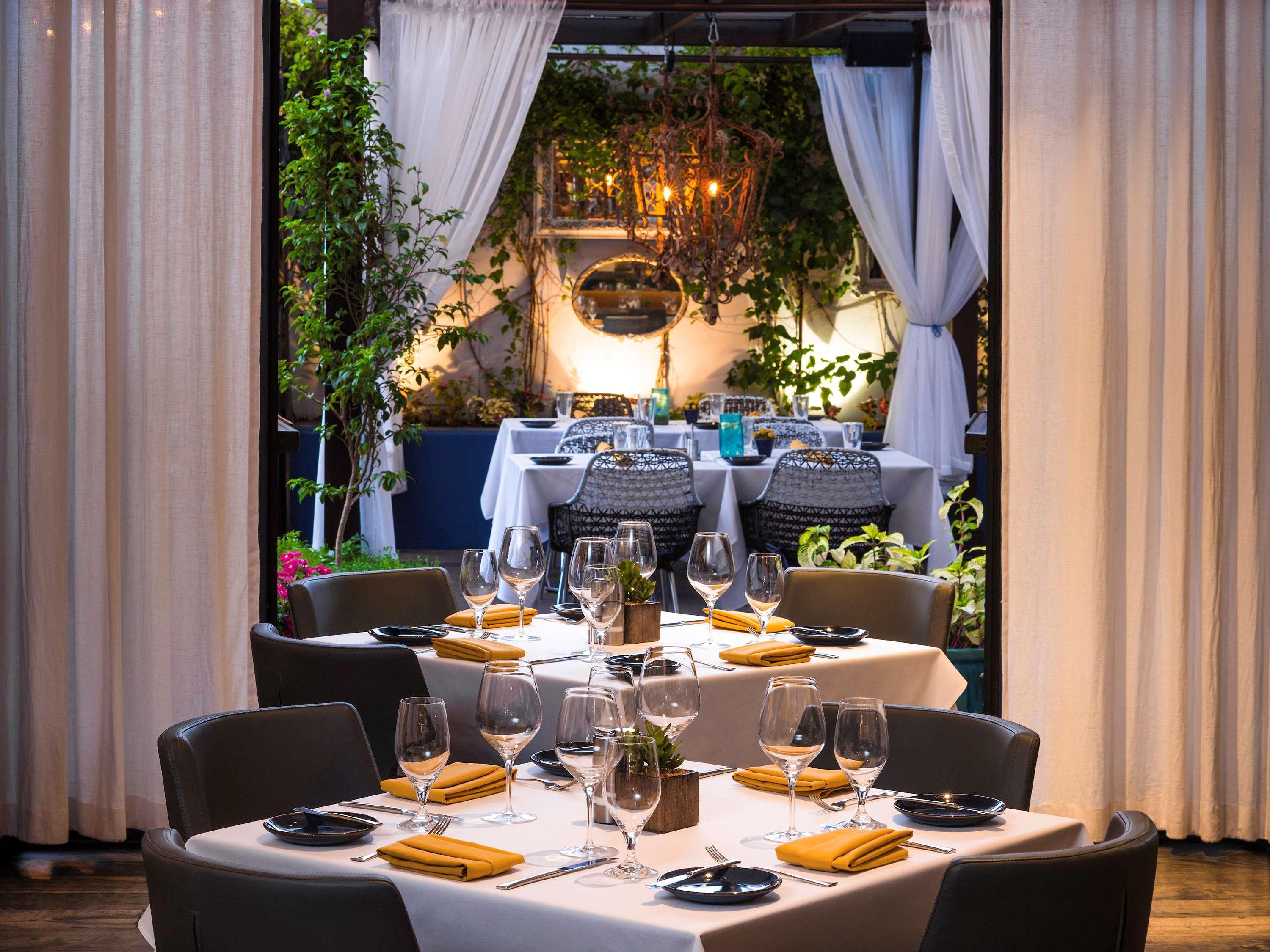 Sofitel Angeles At Beverly Hills Hotel 4*