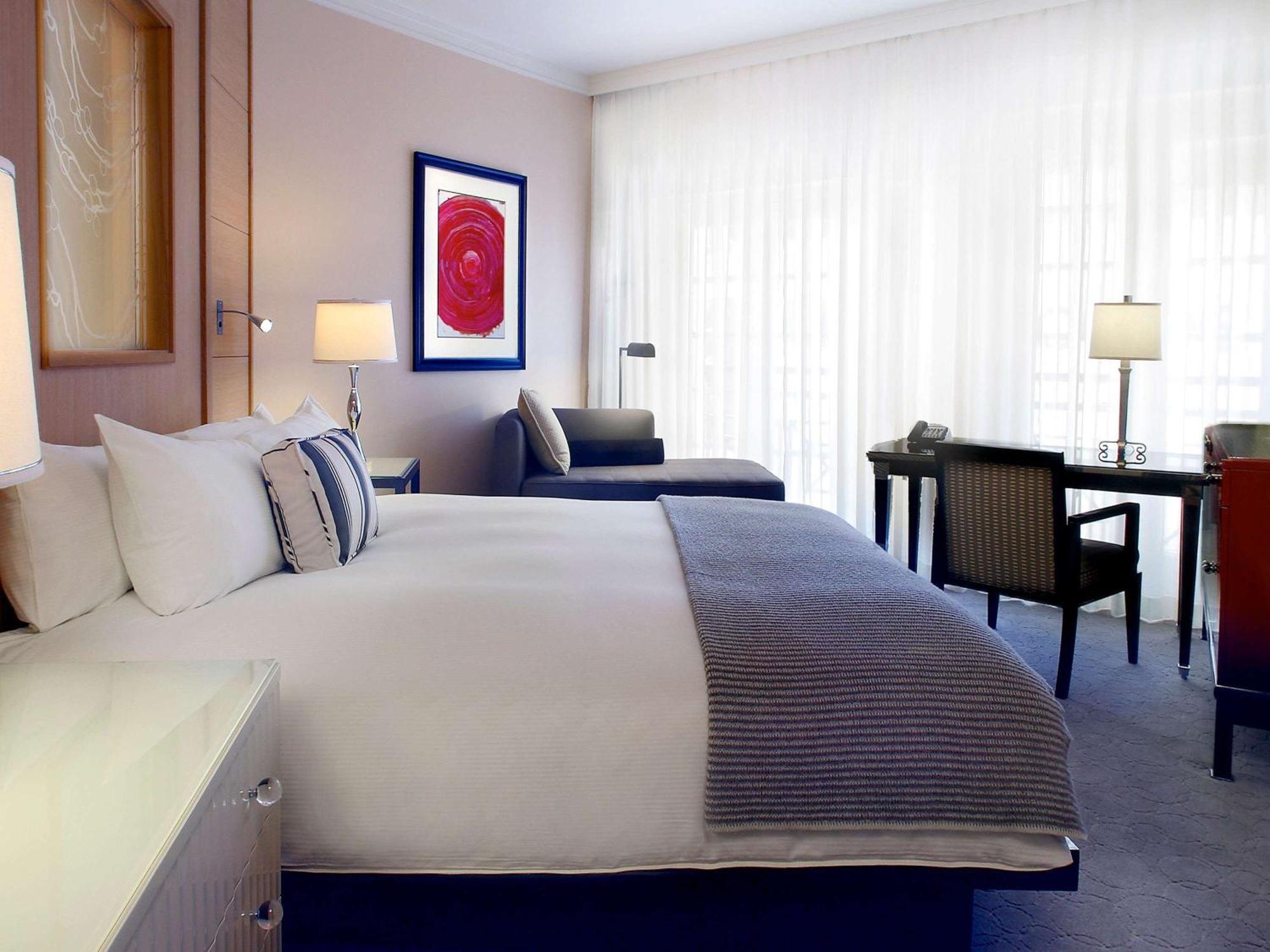 Hotel Sofitel Angeles At Beverly Hills 4*